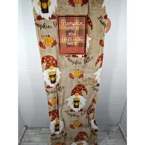 Pumpkin Spice And Everything Nice Oversized 50X70 Plush Throw Gnomes Pumpkin NWT